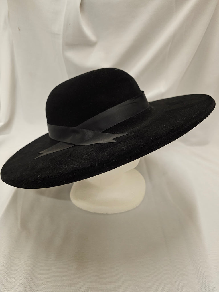 Flocked Parson's Hat